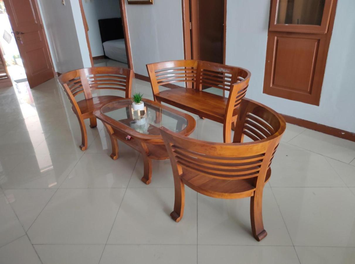 Express O 91370 Rumah Pemandangan Semeru Asli Lumajang Exterior photo